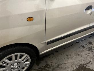 Hyundai Atos Atos Hatchback 1.1 12V (G4HG) [46kW]  (01-1997/12-2008) picture 11