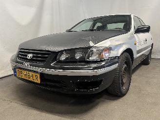 Voiture accidenté Toyota Camry Camry (SXV/VCV20) Sedan 2.2i 16V (5SFE) [96kW]  (08-1996/11-2001) 2001/5