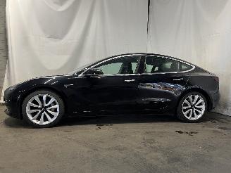 Tesla Model 3 Model 3 Sedan Long Range 72kWh (3D6) [192kW]  (01-2017/...) picture 3