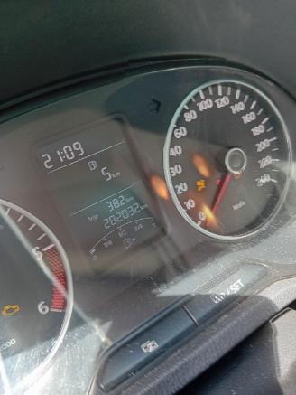 Volkswagen Polo Polo V (6R) Hatchback 1.2 TDI 12V BlueMotion (CFWA(Euro 5)) [55kW]  (1=
0-2009/05-2014) picture 2