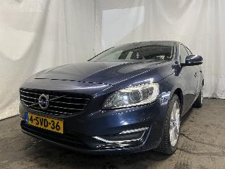 Damaged car Volvo V-60 V60 I (FW/GW) Combi 2.4 D6 20V Plug-in Hybrid AWD (D82PHEV) [206kW]  (=
06-2012/12-2015) 2013/12