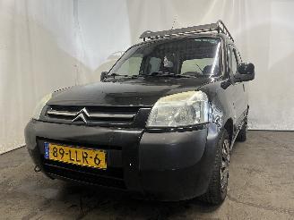 Gebrauchtwagen PKW Citroën Berlingo Berlingo Cinqspace, Multispace MPV 1.6 16V (TU5JP4(NFU)) [80kW]  (10-2=
000/12-2011) 2004/6
