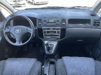 Toyota Corolla Corolla Verso (E12) MPV 1.8 16V VVT-i (1ZZFE) [99kW]  (12-2001/05-2004=
) picture 13