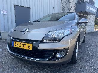 Schadeauto Renault Mégane Megane III Berline (BZ) Hatchback 5-drs 1.2 16V TCE 115 (H5F-408(H5F-F=
4)) [85kW]  (03-2012/02-2016) 2013/1
