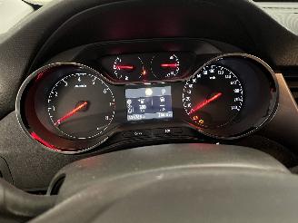 Opel Crossland Crossland (X) SUV 1.2 Turbo 12V (F12XHL(EB2ADTD)) [81kW]  (03-2017/...=
) picture 16