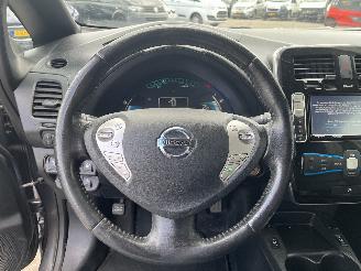 Nissan Leaf Leaf (ZE0) Hatchback Leaf (EM61) [80kW]  (11-2010/12-2017) picture 20