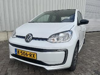 damaged passenger cars Volkswagen Up! Up! (121) Hatchback e-Up! (EBMA) [61kW]  (07-2013/10-2023) 2020/2
