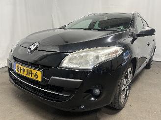 Unfallwagen Renault Mégane Megane III Grandtour (KZ) Combi 5-drs 1.4 16V TCe 130 (H4J-700(H4J-A7)=
) [96kW]  (05-2009/02-2016) 2011/2