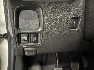 Peugeot 108 108 Hatchback 1.0 12V (1KRFE(CFB)) [51kW]  (05-2014/...) picture 23