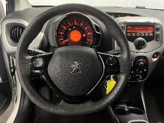 Peugeot 108 108 Hatchback 1.0 12V (1KRFE(CFB)) [51kW]  (05-2014/...) picture 17