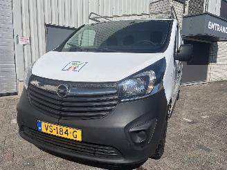 skadebil auto Opel Vivaro Vivaro Van 1.6 CDTI BiTurbo 120 (R9M-450(R9M-D4)) [88kW]  (06-2014/12-=
2019) 2015/11
