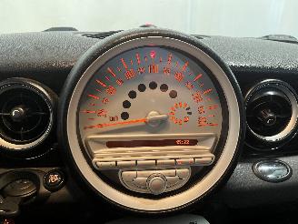 Mini Clubman Clubman (R55) Combi 1.4 16V One (N12-B14A) [70kW]  (03-2009/02-2010) picture 16