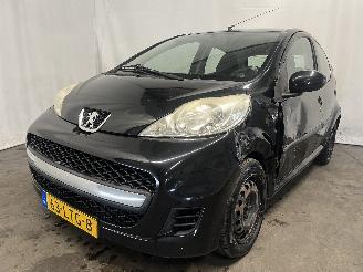 skadebil auto Peugeot 107 107 Hatchback 1.0 12V (384F(1KR)) [50kW]  (06-2005/05-2014) 2010/6