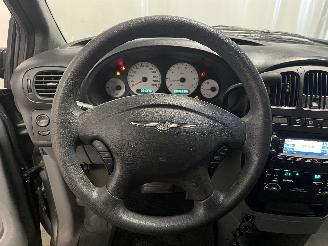 Chrysler Voyager Voyager/Grand Voyager (RG/RS) MPV 3.3 V6 (EGA) [128kW]  (02-2000/12-20=
08) picture 18