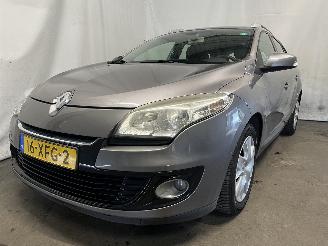 Damaged car Renault Mégane Megane III Grandtour (KZ) Combi 5-drs 1.5 dCi 110 (K9K-656(K9K-G6)) [8=
1kW]  (02-2009/04-2016) 2012/5