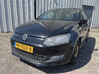 Damaged car Volkswagen Polo Polo V (6R) Hatchback 1.2 TDI 12V BlueMotion (CFWA(Euro 5)) [55kW]  (1=
0-2009/05-2014) 2012/5