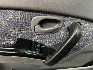 Hyundai Atos Atos Hatchback 1.1 12V (G4HD) [43kW]  (05-2003/05-2005) picture 21