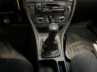 Audi 100 100 (C4) Sedan 2.3 E 5E (AAR) [98kW]  (12-1990/07-1994) picture 18