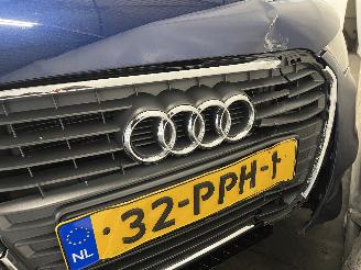 Audi A1 A1 (8X1/8XK) Hatchback 3-drs 1.2 TFSI (CBZA) [63kW]  (05-2010/04-2015)= picture 10
