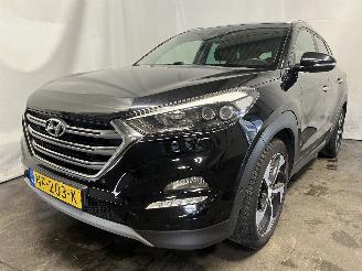 Voiture accidenté Hyundai Tucson Tucson (TL) SUV 1.7 CRDi 16V 2WD (D4FD) [104kW]  (06-2015/09-2020) 2017/2