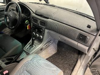Subaru Forester Forester (SG) SUV 2.0 16V X (EJ201) [92kW]  (06-2002/05-2005) picture 8