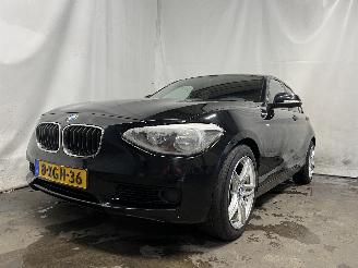 skadebil auto BMW 1-serie 1 serie (F20) Hatchback 5-drs 114i 1.6 16V (N13-B16A) [75kW]  (07-2012=
/02-2015) 2012/10