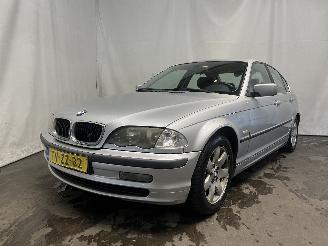 skadebil auto BMW 3-serie 3 serie (E46/4) Sedan 323i 24V (M52TU-B25(256S4)) [125kW]  (03-1998/09=
-2000) 1998/8