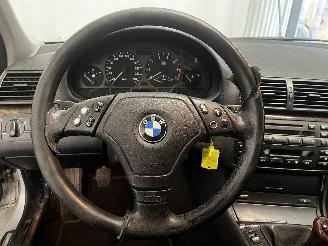 BMW 3-serie 3 serie (E46/4) Sedan 323i 24V (M52TU-B25(256S4)) [125kW]  (03-1998/09=
-2000) picture 22