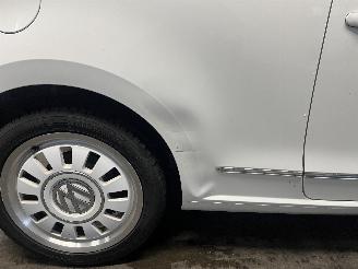 Volkswagen Up! Up! (121) Hatchback 1.0 12V 75 (CHYB) [55kW]  (08-2011/11-2019) picture 13