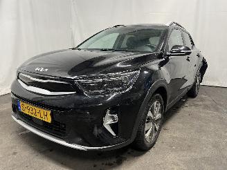Vaurioauto  passenger cars Kia Stonic Stonic (YB) SUV 1.0i T-GDi 12V Eco-Dynamics+ (G3LF) [74kW]  (01-2021/.=
=2E.) 2023/3