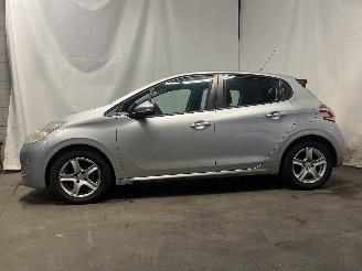 Peugeot 208 208 I (CA/CC/CK/CL) Hatchback 1.2 Vti 12V PureTech 82 (EB2F(HMZ)) [60k=
W]  (03-2012/12-2019) picture 4