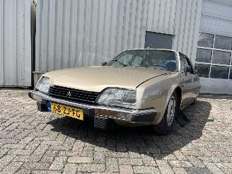 Voiture accidenté Citroën CX CX I Sedan 2.4 2400 GTi Pallas,Prestige (M23/622) [94kW]  (06-1977/06-=
1982) 1983/8