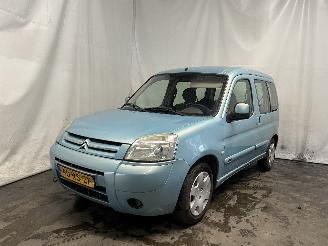 uszkodzony samochody osobowe Citroën Berlingo Berlingo Cinqspace, Multispace MPV 1.6 16V (TU5JP4(NFU)) [80kW]  (10-2=
000/12-2011) 2005/8