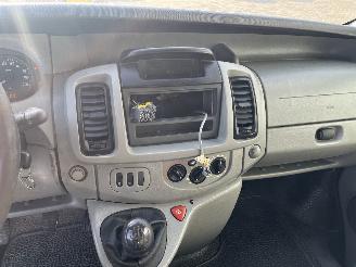 Opel Vivaro Vivaro Van 1.9 DTI 16V (F9Q-760) [74kW]  (08-2001/07-2014) picture 18