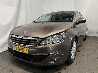 Coche accidentado Peugeot 308 308 SW (L4/L9/LC/LJ/LR) Combi 5-drs 1.2 12V e-THP PureTech 110 (EB2DT(=
HNZ)) [81kW]  (03-2014/12-2021) 2015/4