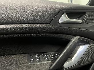Peugeot 308 308 SW (L4/L9/LC/LJ/LR) Combi 5-drs 1.2 12V e-THP PureTech 110 (EB2DT(=
HNZ)) [81kW]  (03-2014/12-2021) picture 25