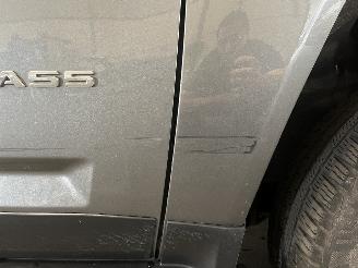 Jeep Compass Compass I (MK49) SUV 2.4 16V 4x4 (ERZ) [125kW]  (09-2006/12-2016) picture 10