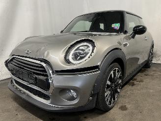 Mini Mini Mini (F56) Hatchback 3-drs 1.5 12V Cooper (B38A15A) [100kW]  (12-2013/=
=2E..) picture 3