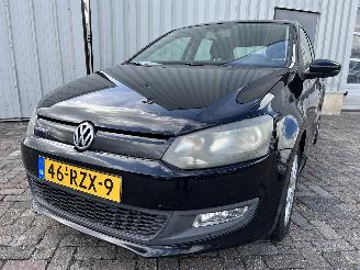 uszkodzony samochody osobowe Volkswagen Polo Polo V (6R) Hatchback 1.2 TDI 12V BlueMotion (CFWA(Euro 5)) [55kW]  (1=
0-2009/05-2014) 2011/9