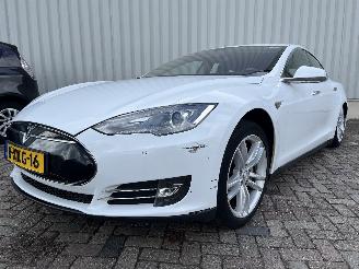 Tesla Model S Model S Liftback 85 (L1S) [270kW]  (09-2012/02-2016) picture 3