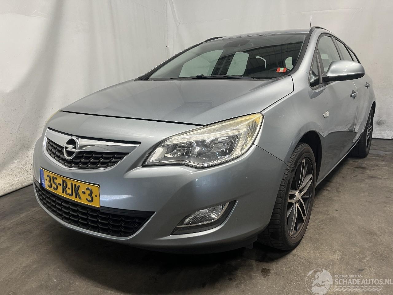 Opel Astra Astra J Sports Tourer (PD8/PE8/PF8) Combi 1.4 16V ecoFLEX (A14XER(Euro=
 5)) [74kW]  (10-2010/10-2015)