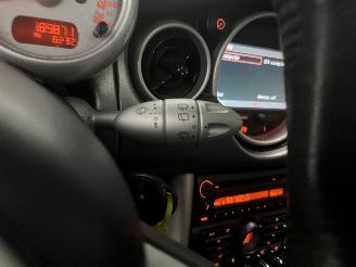 Mini Mini Mini (R50/53) Hatchback 1.6 16V Cooper S (W11-B16A) [125kW]  (07-2004/=
09-2006) picture 19