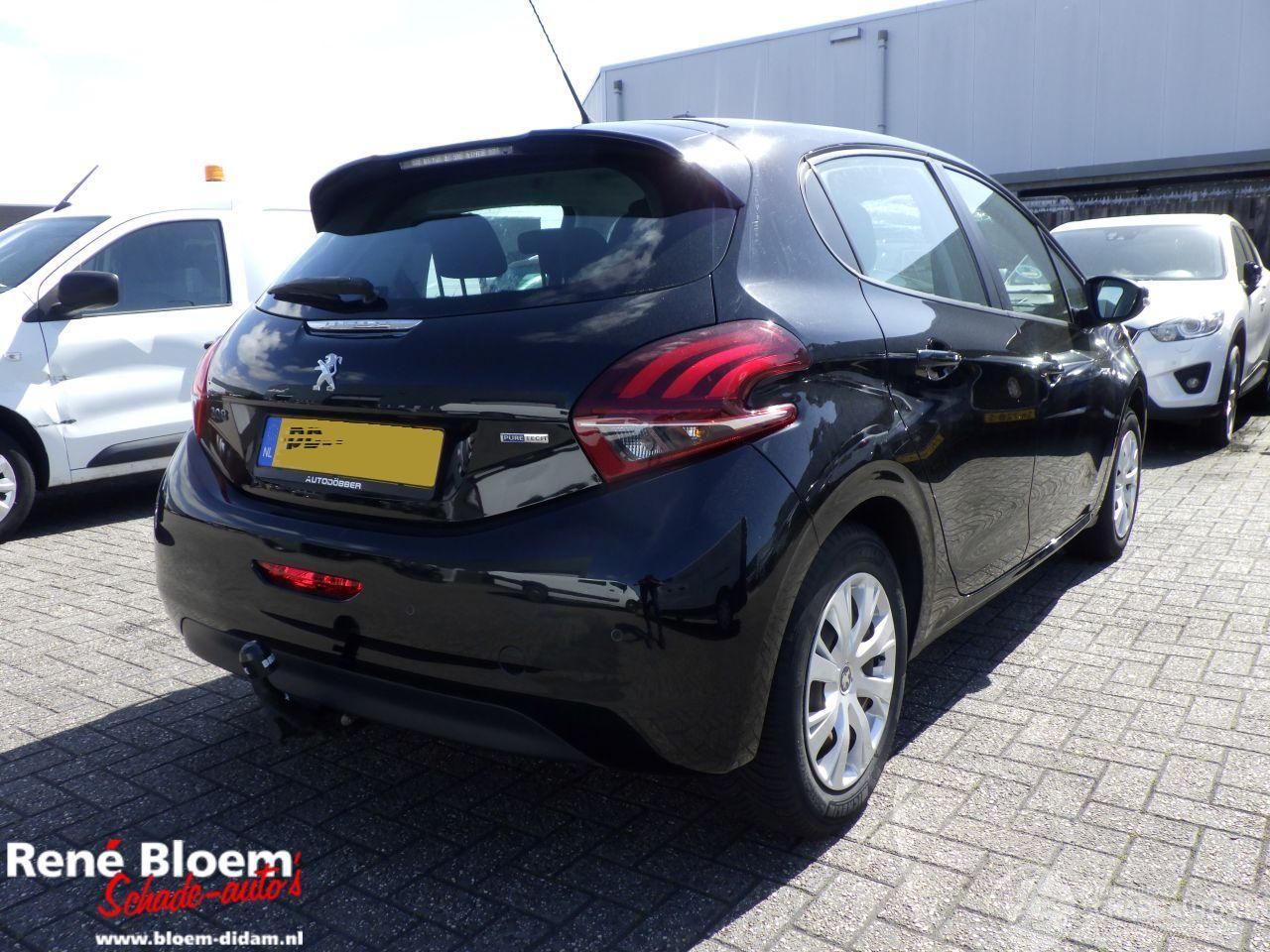 Peugeot 208 1.2 Puretech Bluelion Airco 5drs