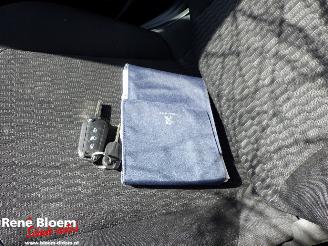 Peugeot 208 1.2 Puretech Bluelion Airco 5drs picture 23