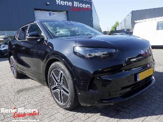 Ford Capri Premium Exenden Range 286pk RWD 77kwd picture 2