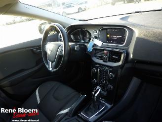 Volvo V-40 2.0 D3 Dynamic 150pk Aut Edition picture 8