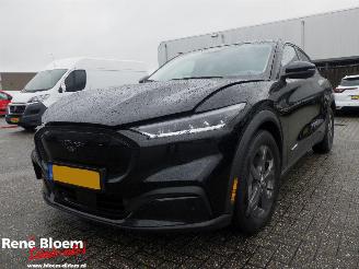 Voiture accidenté Ford Mustang Mach-E RWD 75kWh 269pk 2022/9
