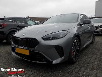 krockskadad bil auto BMW 1-serie 120 M Sport Design Edition 156pk Full Option 2026/1