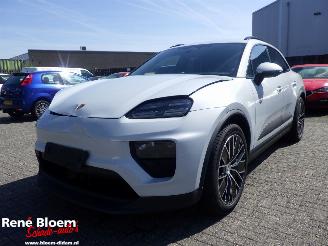 uszkodzony samochody osobowe Porsche Macan 4S 100kWh 448pk Full Option 2025/7