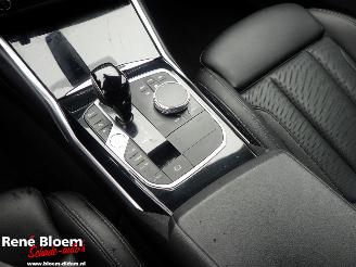 BMW 3-serie 330e High Executive picture 18